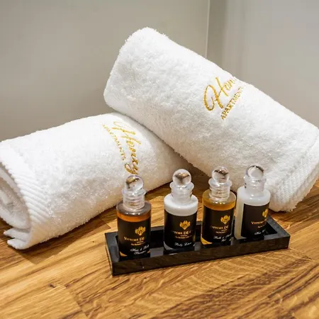 Seaway - Miodowy Dom - *